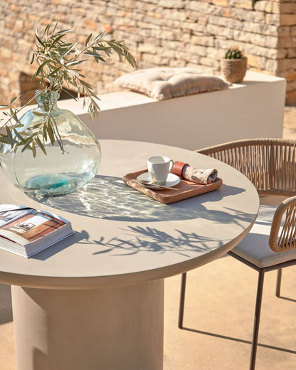 Round Concrete Japandi Table