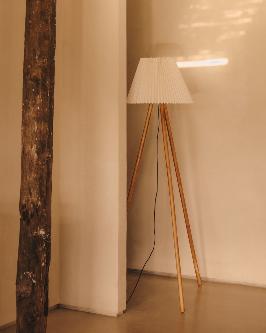 Scalloped Japandi Floor Lamp