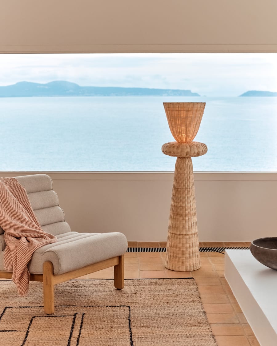 Sculptural Rattan Japandi Floor Lamp