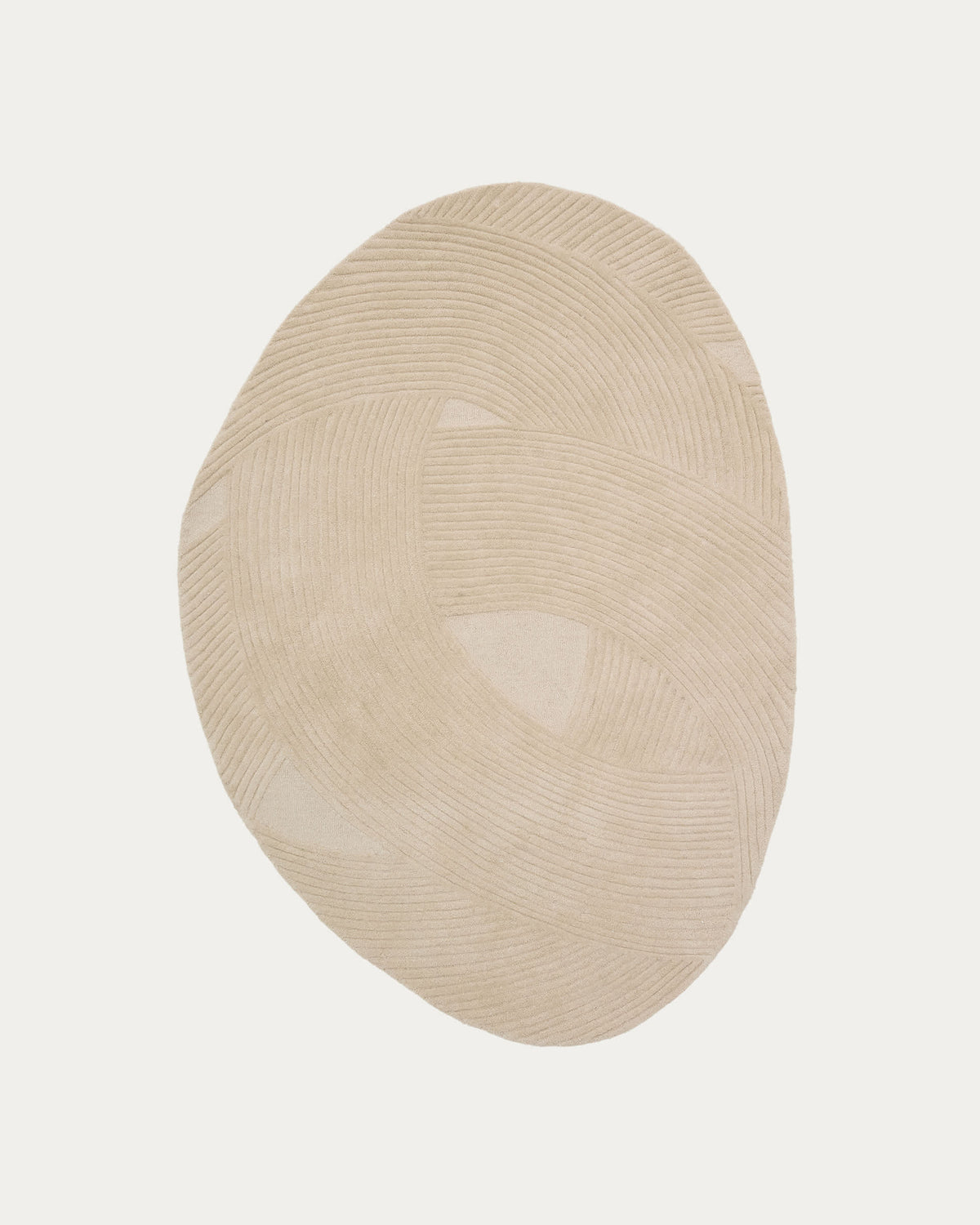 Japandi Organic Shape Rug in handmade wool