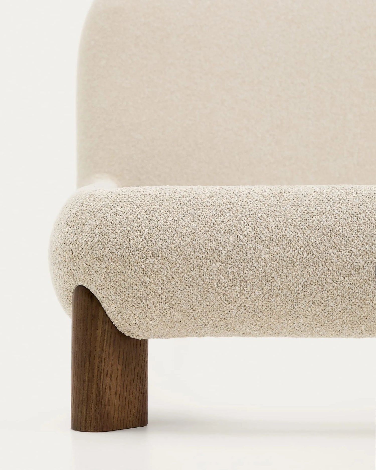 Ecru Bouclé Japandi Bed with Walnut Legs 180x200cm