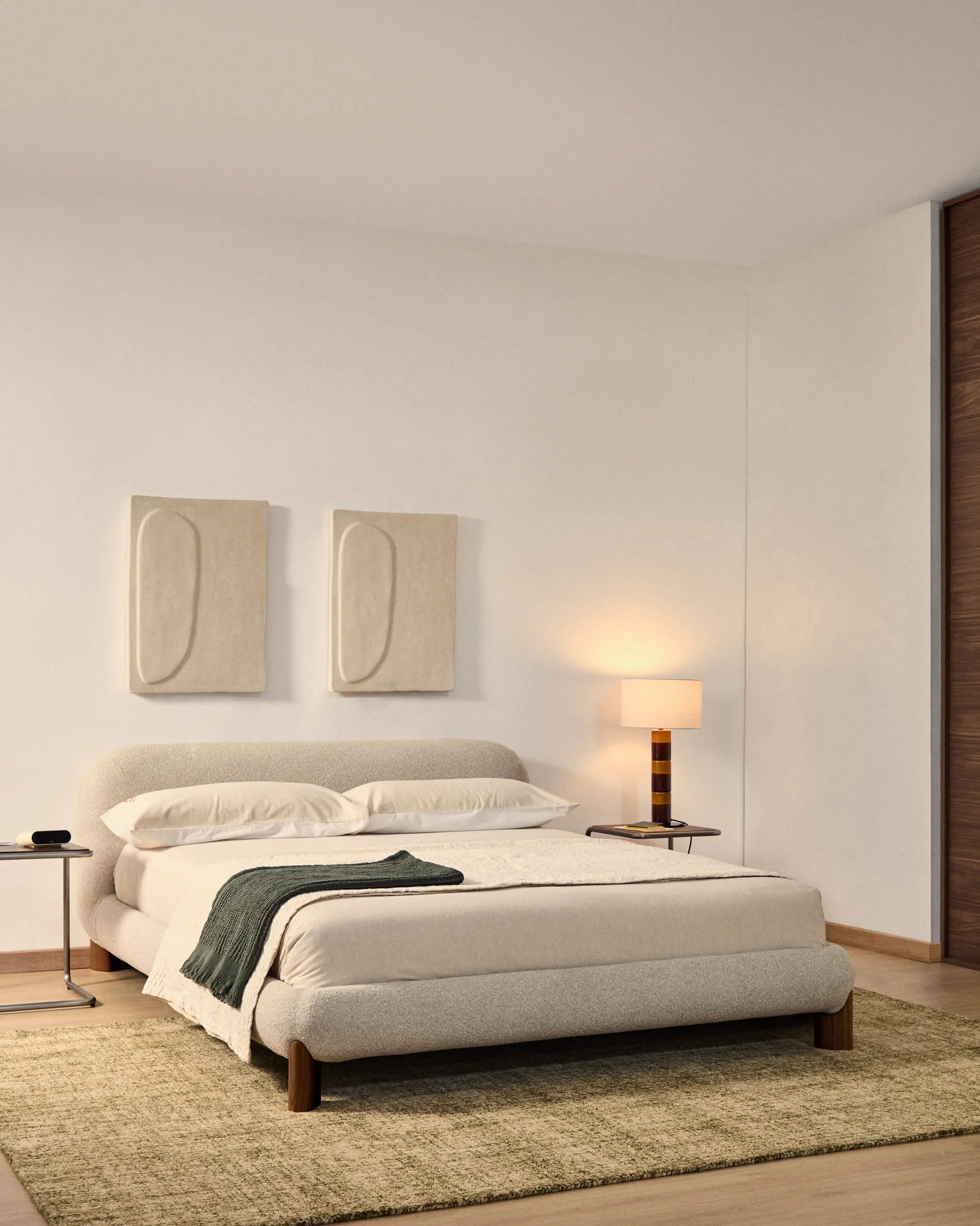 Ecru Bouclé Japandi Bed with Walnut Legs 180x200cm