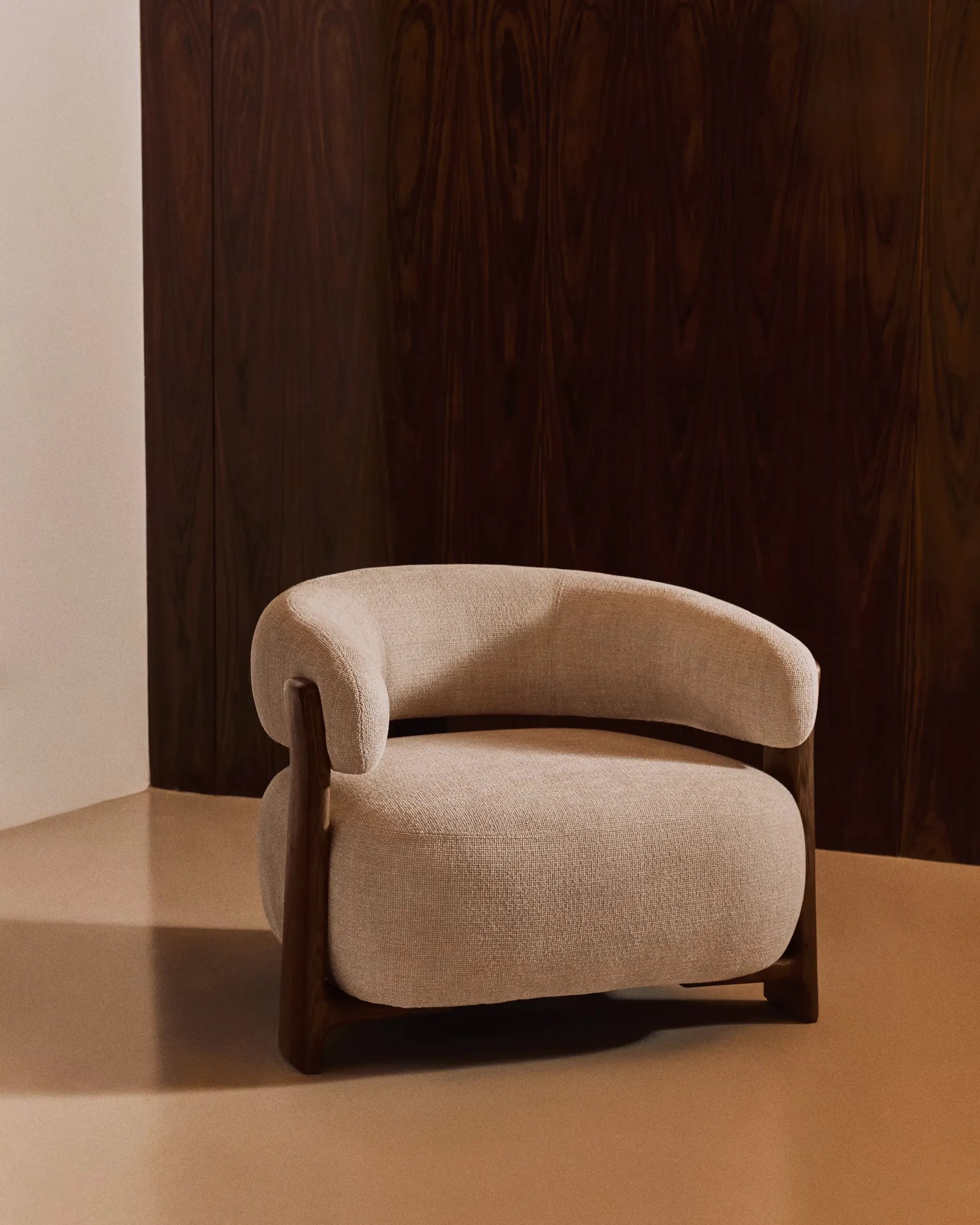 Beige Chenille Japandi Armchair in recycled chenille fabric